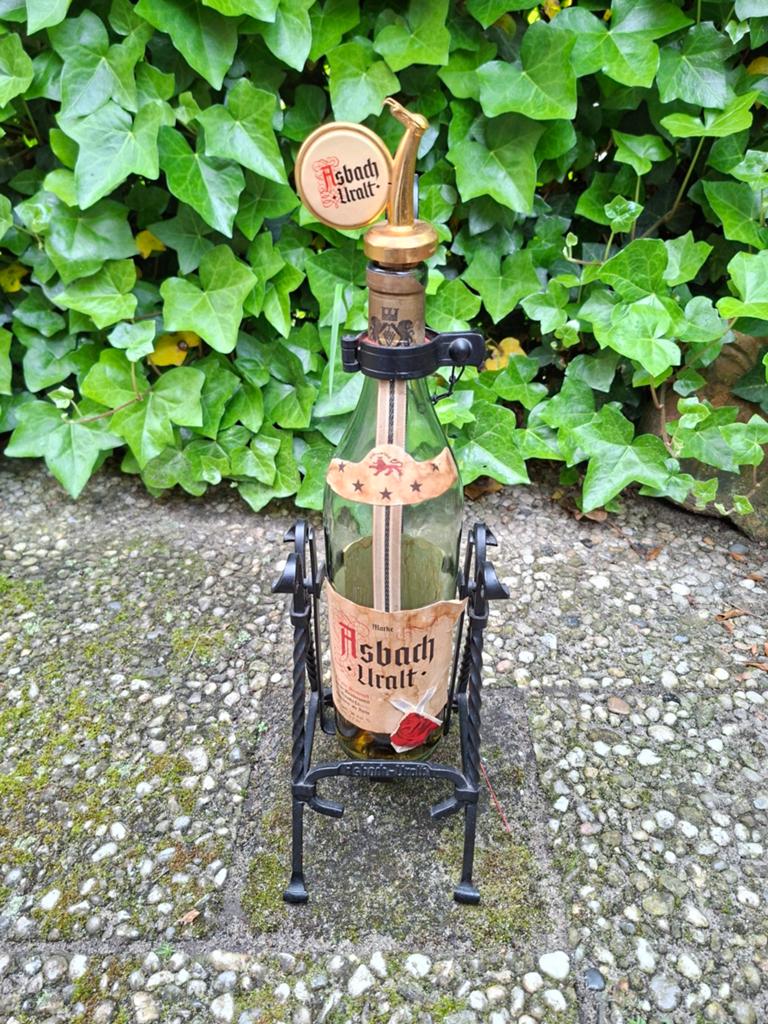 Vintage Smeedijzeren Decanter voor Asbach Uralt Fles, Ophalen of Verzenden