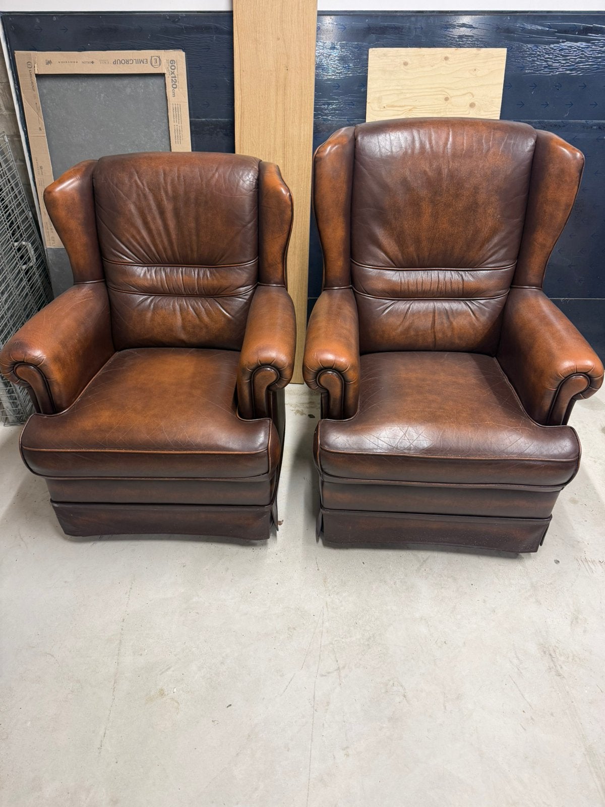 Set leren fateuil stoelen (chesterfield steil ), Huis en Inrichting, Fauteuils, Ophalen, Zo goed als nieuw, 75 tot 100 cm