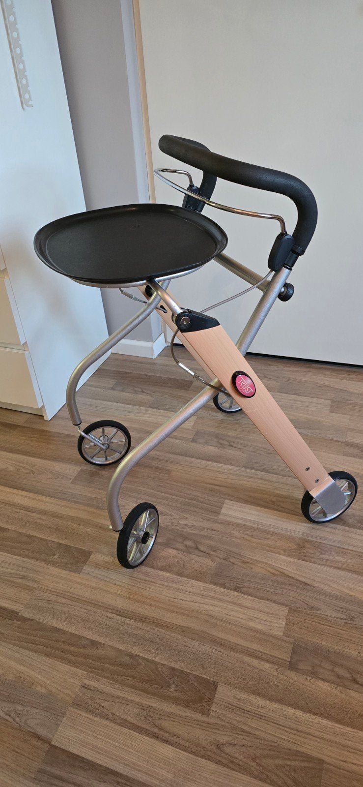 kamer rollator, Ophalen, Opvouwbaar, Zo goed als nieuw