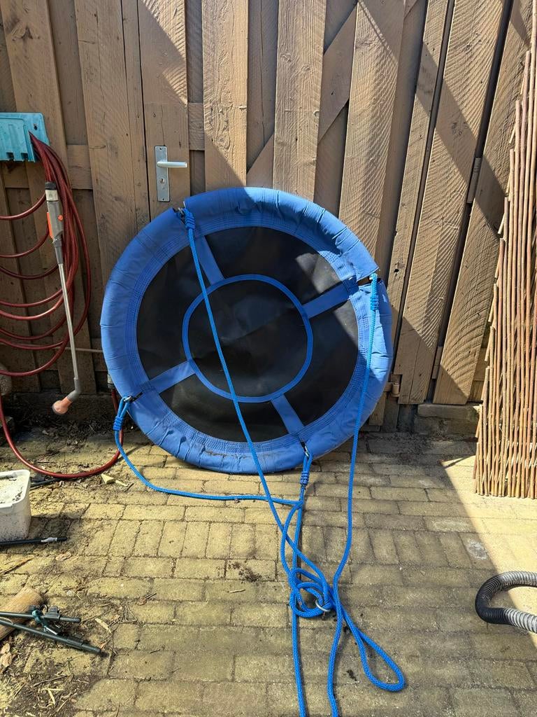 Grote blauwe nestschommel 103 cm voor urenlang speelplezier, Ophalen of Verzenden, Gebruikt