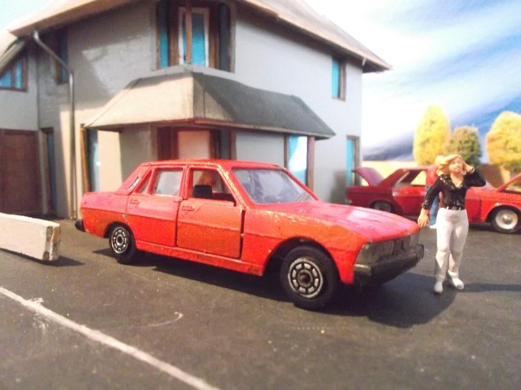 1/43 Peugeot 604 V6 - Jet Car de Norev Rood, Hobby en Vrije tijd, Ophalen of Verzenden, Gebruikt, Auto, Norev