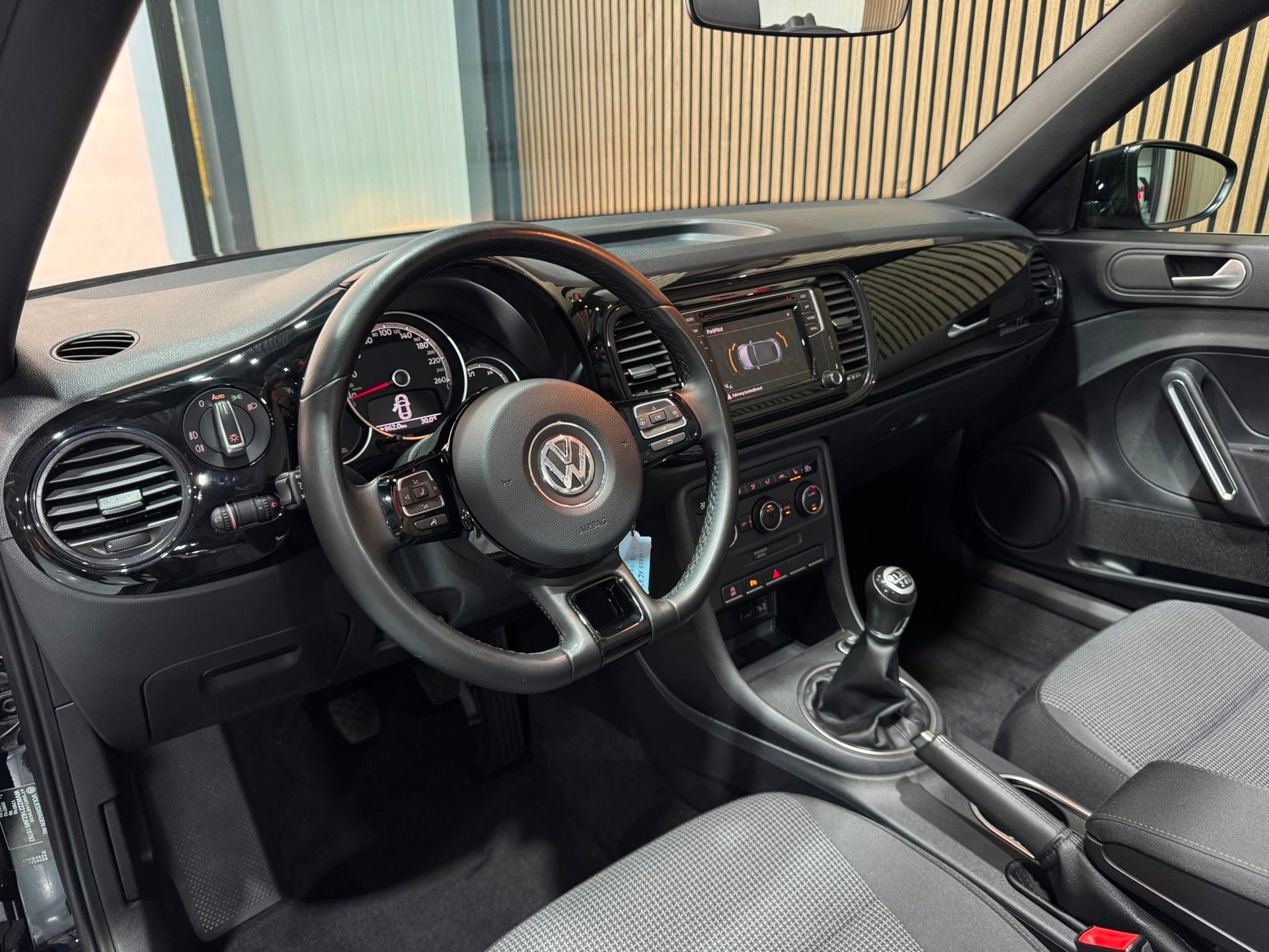Volkswagen Beetle Cabriolet 1.2 TSI Exclusive Series / Cabri, Voorwielaandrijving, Gebruikt, 4 cilinders, Cabriolet