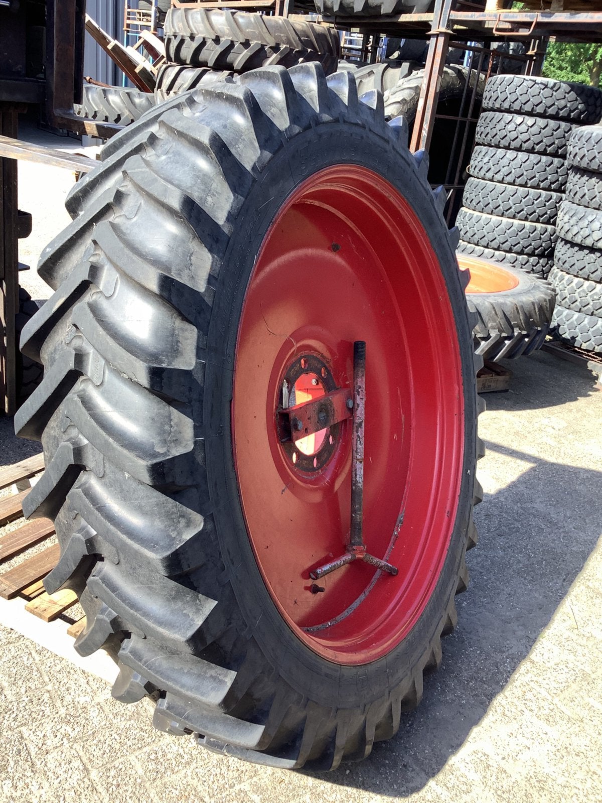 Michelin agribib 340/85R46 13.6R46 op dubbele montage velg, Zakelijke goederen, Agrarisch | Onderdelen | Banden, Velgen en Assen