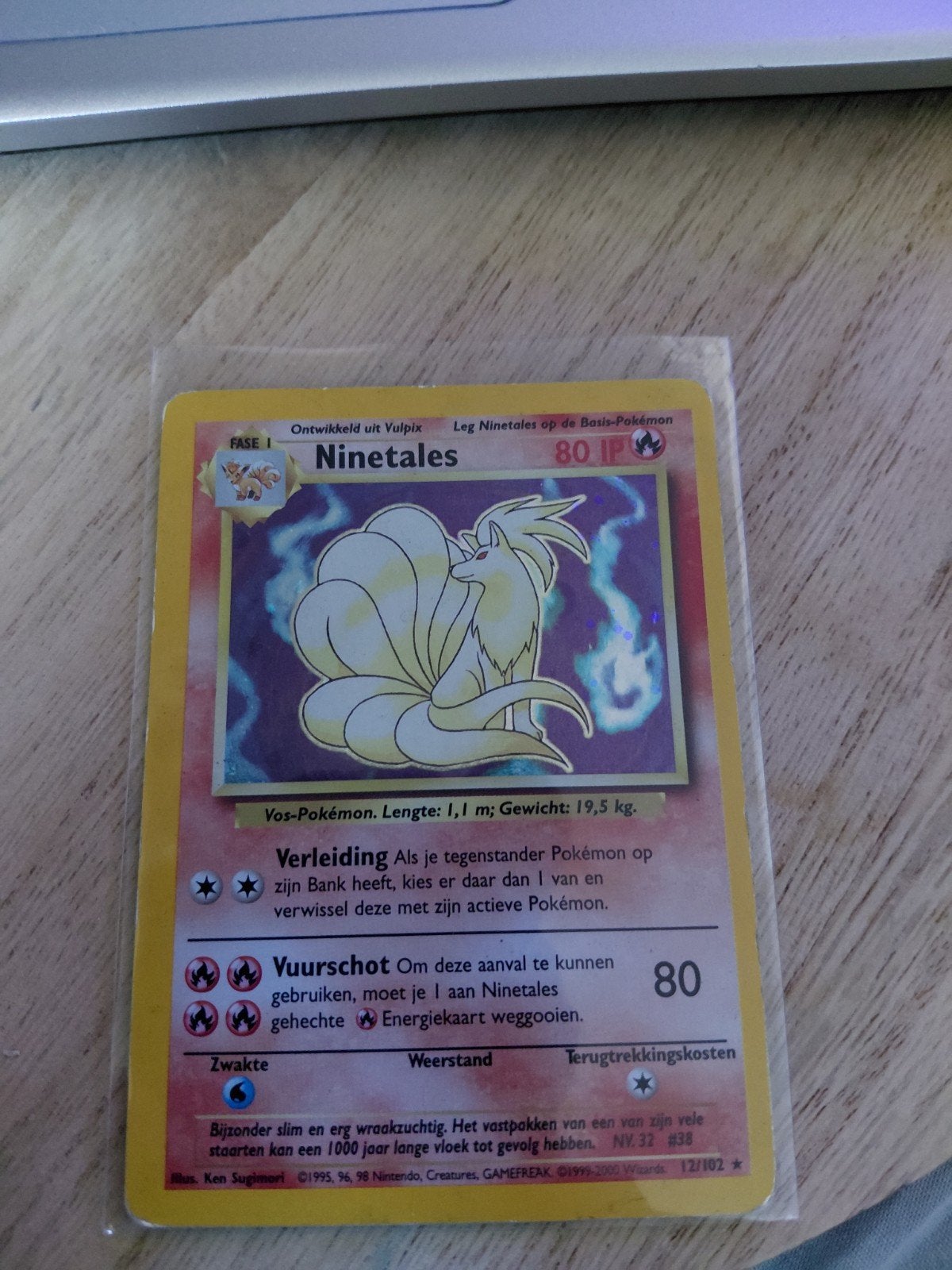 Ninetales holo - 12/102 (base set) uit 1995 (Nederlands), Hobby en Vrije tijd, Verzamelkaartspellen | Pokémon, Ophalen of Verzenden