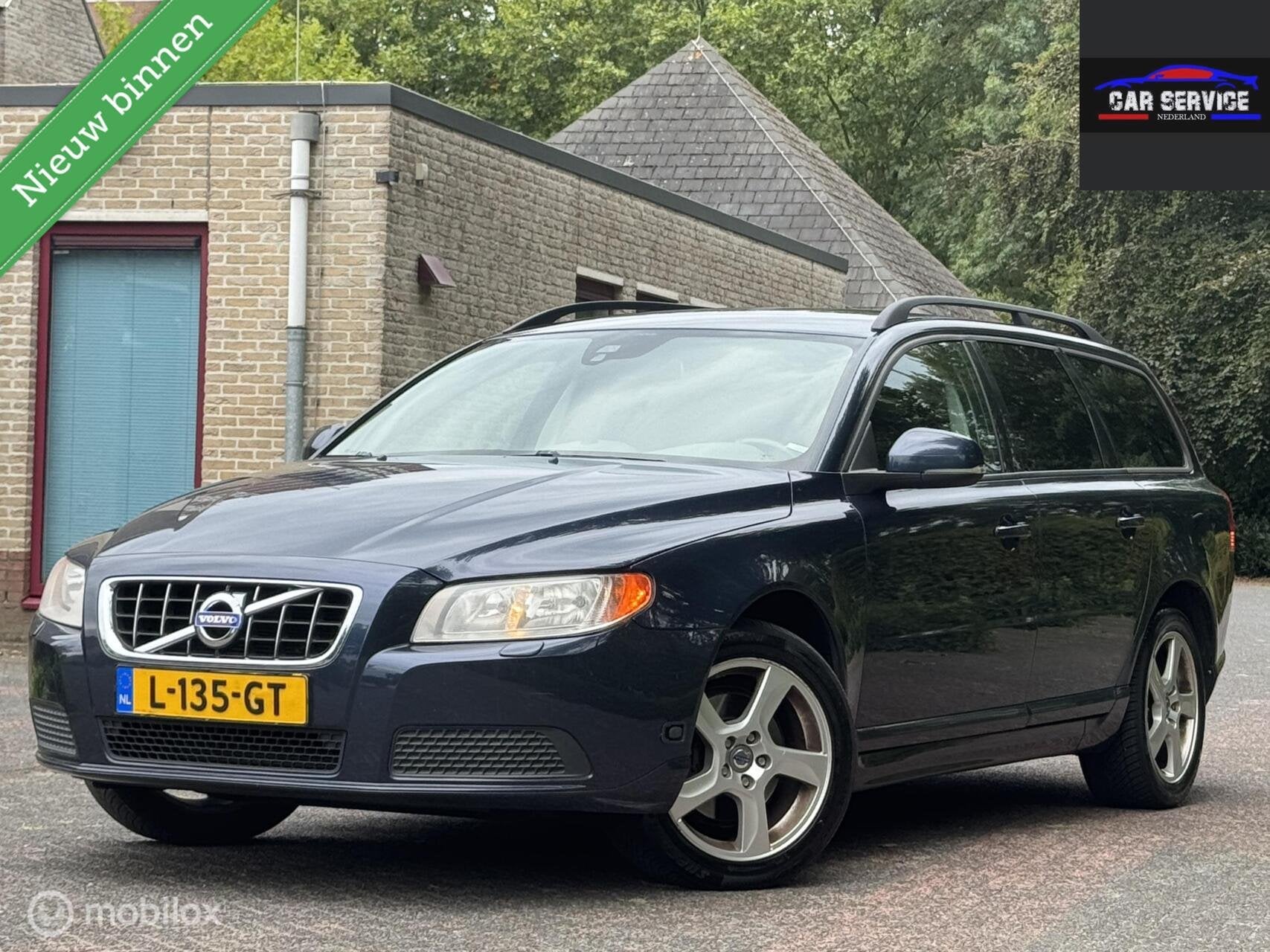 Volvo V70 1.6 T4 Limited Edition/TREKHAAK/STLVW/LMV/OH, Euro 5, Gebruikt, 1600 kg, Automatische klimaatregeling