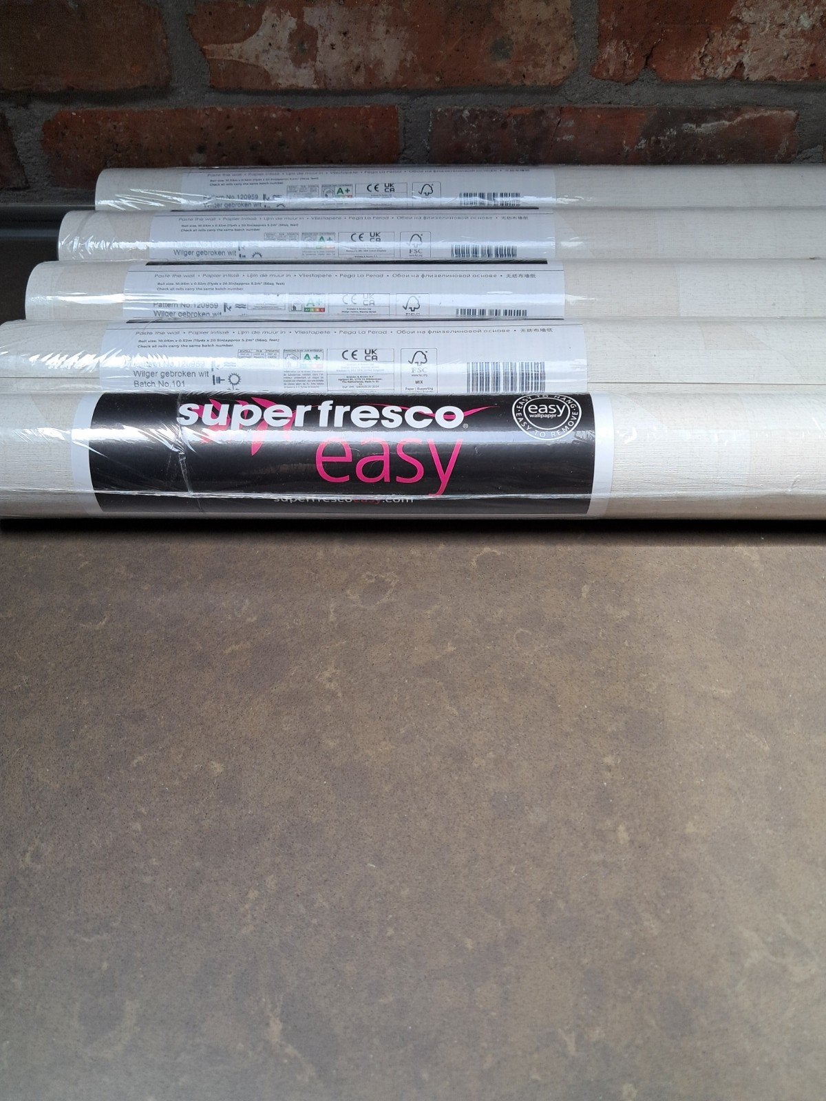 Vliesbehang Wilger gebroken wit Karwei - Nieuw, Ophalen, Minder dan 10 m², Wit