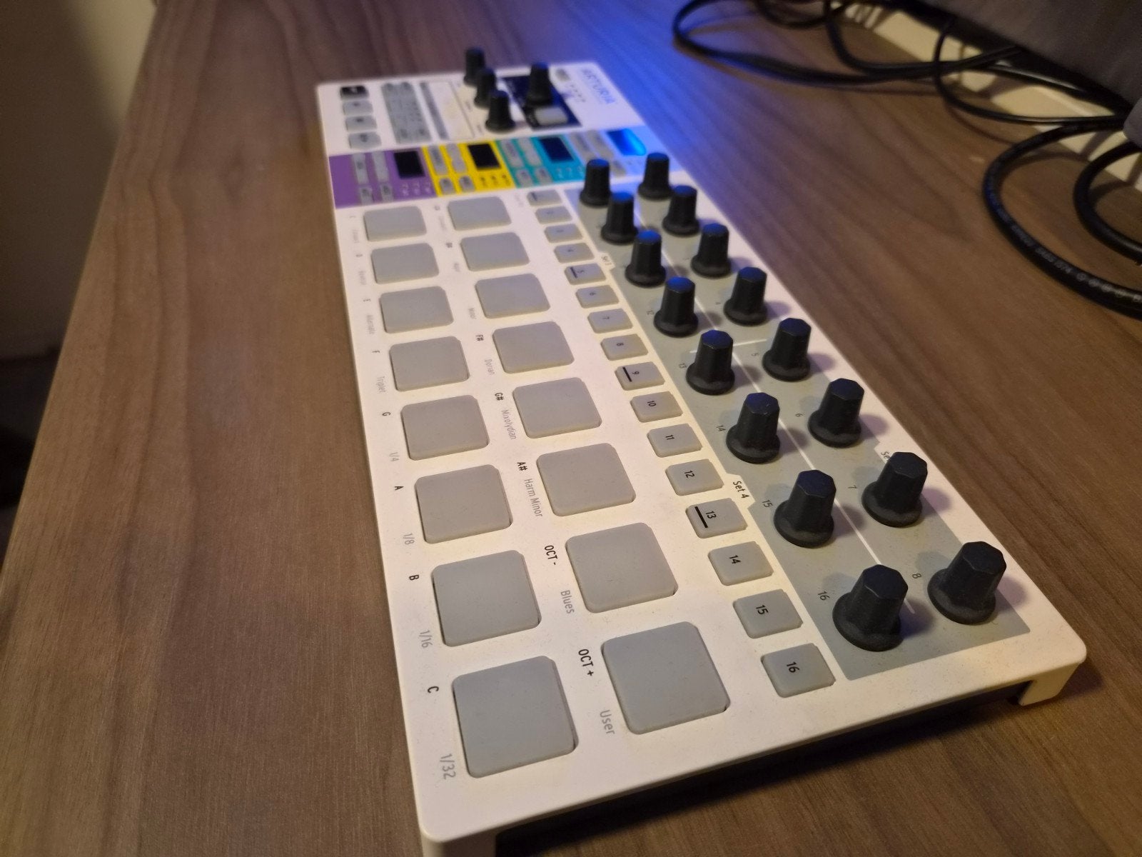 Arturia Beatstep Pro (wit), Muziek en Instrumenten, Ophalen, Gebruikt