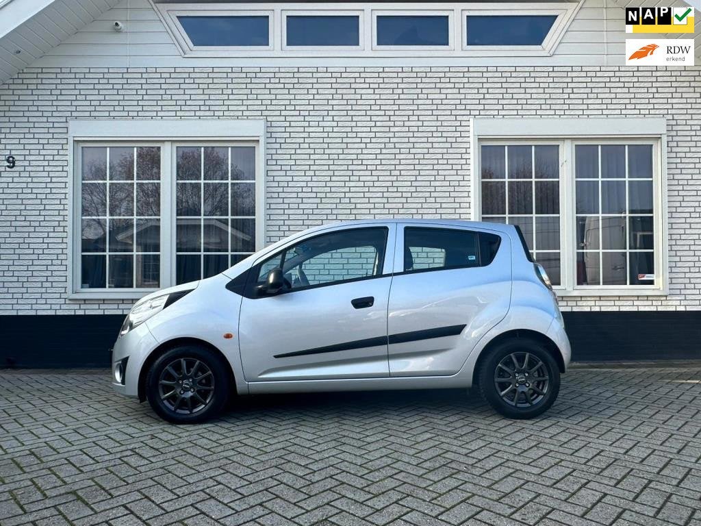 Chevrolet Spark 1.0 16V uniek lage kmstand van 78500 nap, Voorwielaandrijving, Stof, Gebruikt, Zwart