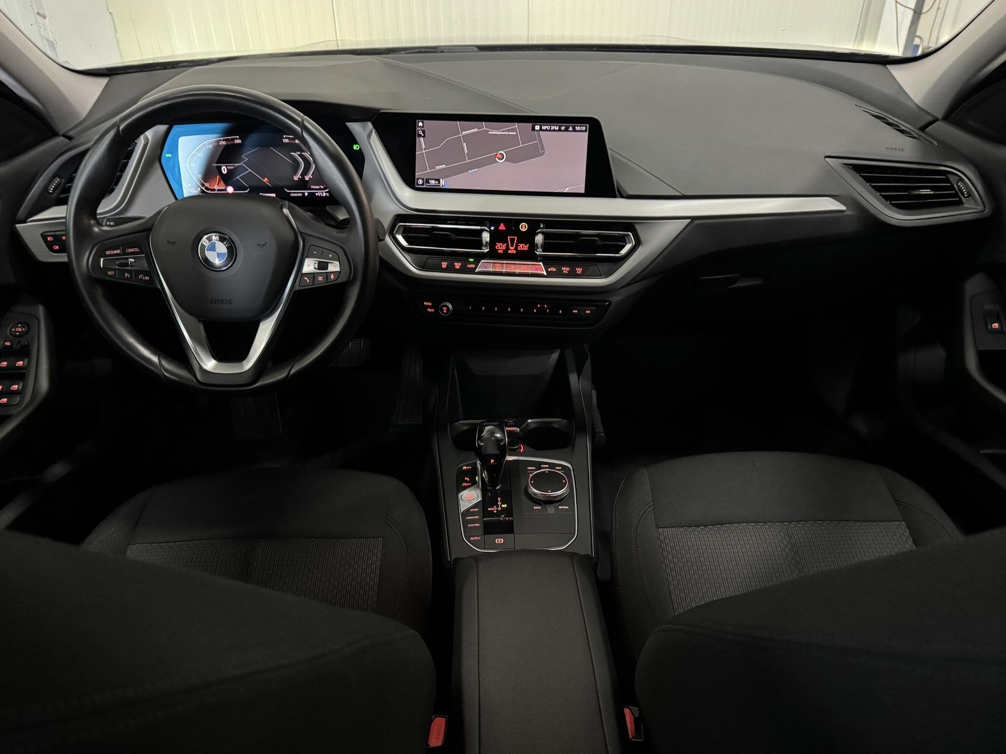 BMW 1-serie 118i Executive Edition AUTOMAAT DIGI-DASH NAVI C, Auto's, Dealer onderhouden, Gebruikt, Zwart, Origineel Nederlands