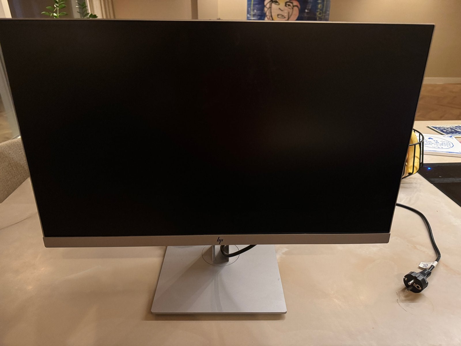 HP E243 Monitor - Full HD IPS Scherm, Ophalen, IPS, In hoogte verstelbaar, Full HD