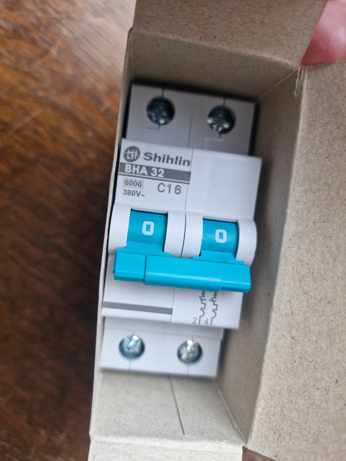 Shihlin Electric MCB BHA32 2P C16 Circuit Breaker Nieuw, Ophalen of Verzenden, Nieuw