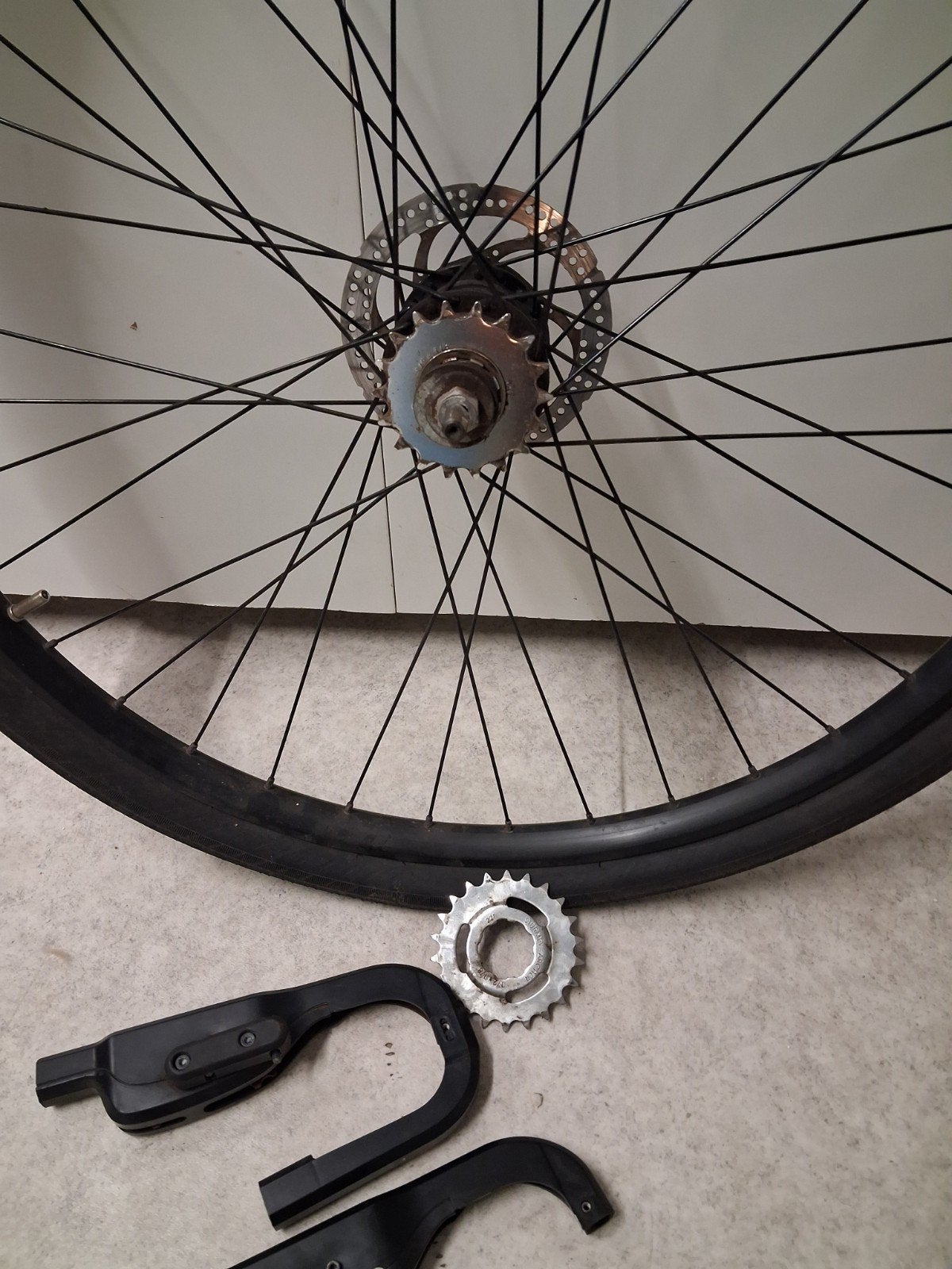 Foto 4 van vanmoof s3.  2 speed achterwiel met kettingspanner