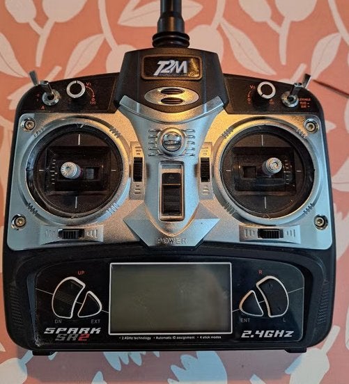 T2M Spark SR2 Zender 2,4-Ghz., Hobby en Vrije tijd, Ophalen of Verzenden, Gebruikt
