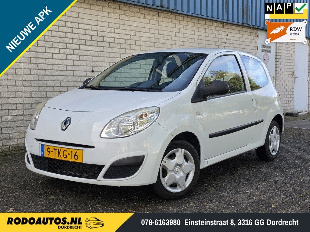 Renault Twingo 1.2 Authentique Airco Distr. vv Nw APK ✅, Twingo, Gebruikt, 31 €/maand, 4 cilinders