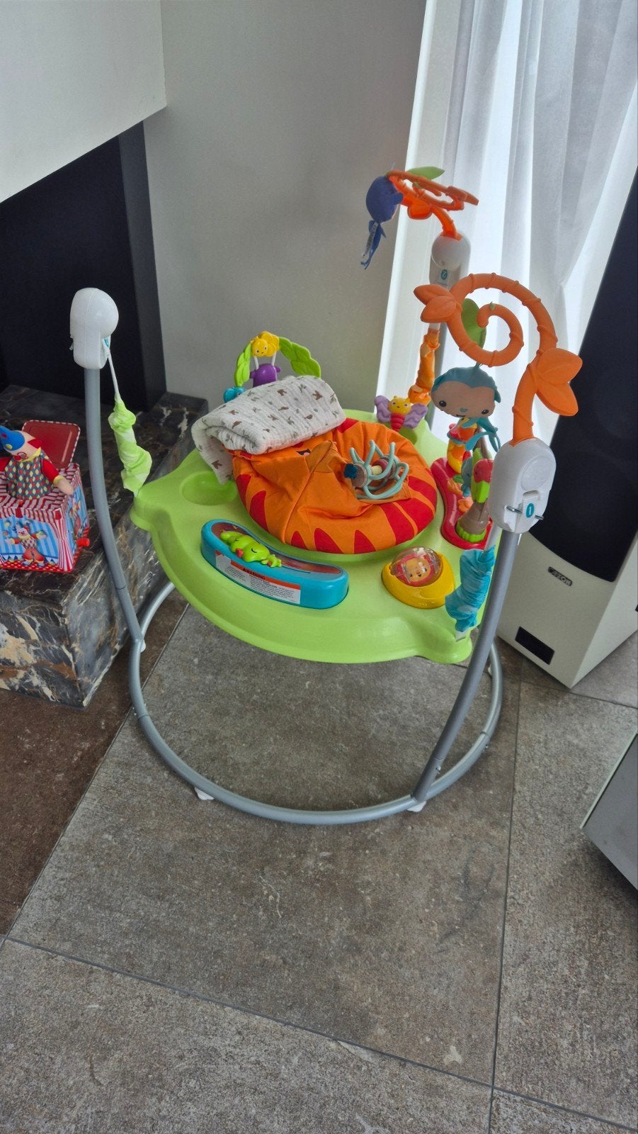 Fisher-Price Jumperoo Roarin' Rainforest Wipstoel, Kinderen en Baby's, Ophalen, Fisher-Price, Wipstoel, Met gordel(s) of riempje(s)