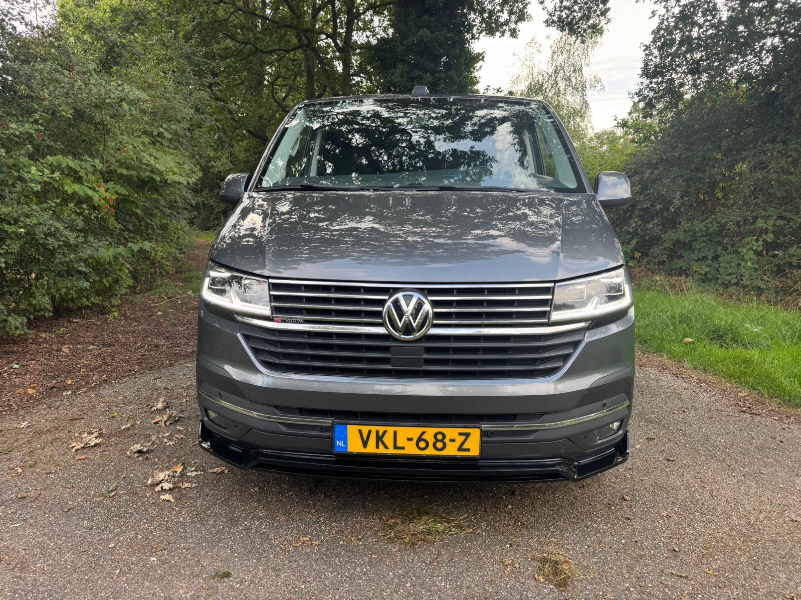 Foto 3 van Volkswagen T6.1 Bulli 204PK 4Motion | Zeer compleet | DC