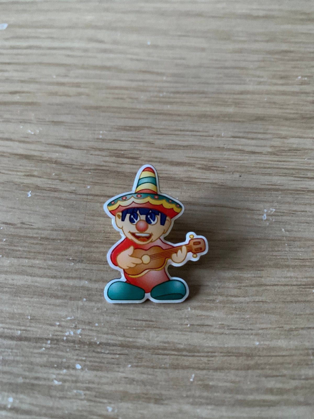 Efteling oin carnaval festival de mexicaan 2004, Ophalen of Verzenden, Zo goed als nieuw, Button of Speldje
