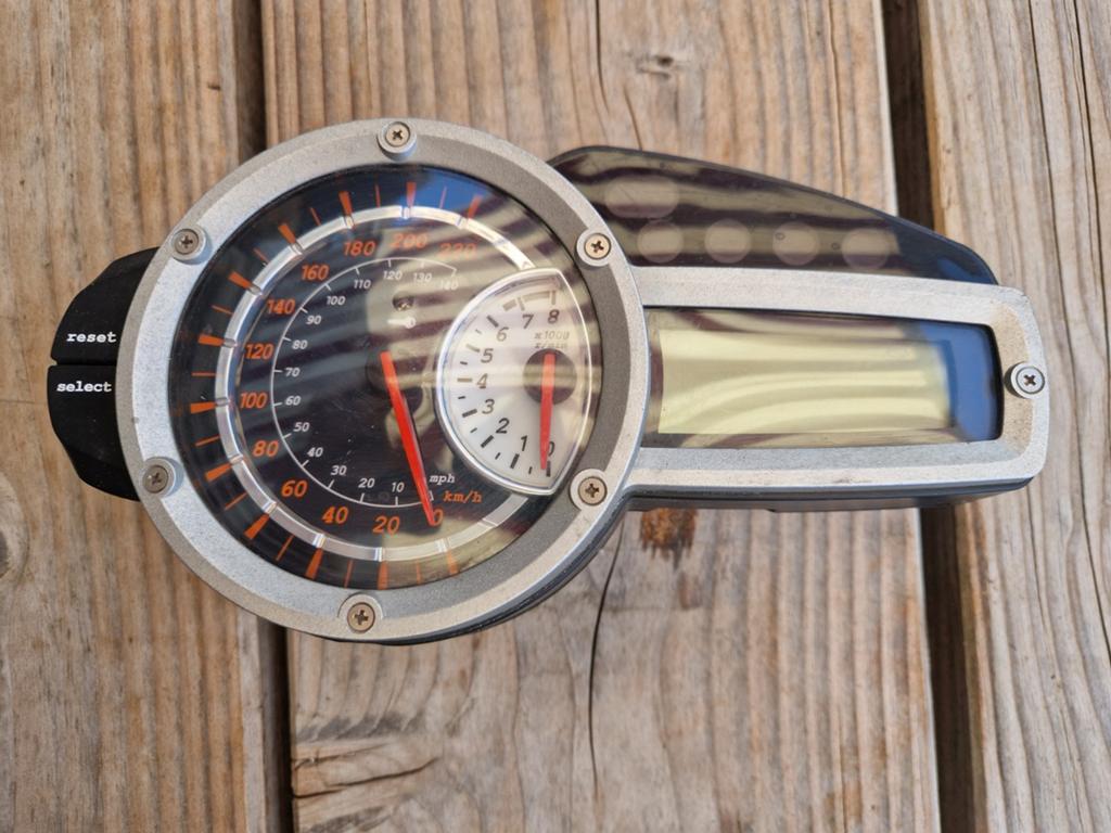 Teller BT1100 - Snelheidsmeter en Toerenteller, Ophalen of Verzenden, Gebruikt