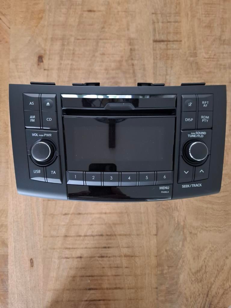 Te koop autoradio Suziki Swift, Ophalen, Gebruikt