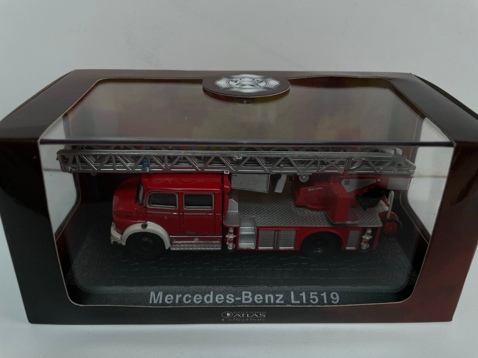 Mercedes-Benz L1519 Brandweerwagen Model, Overige merken, 1:50 of kleiner, Nieuw, Ophalen of Verzenden
