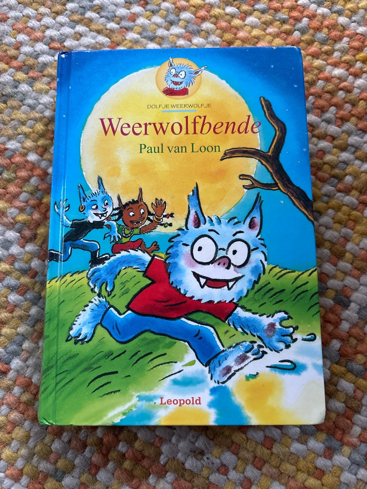 Dolfje Weerwolfje - Weerwolfbende - Paul van Loon, Ophalen of Verzenden, Gelezen, Fictie algemeen