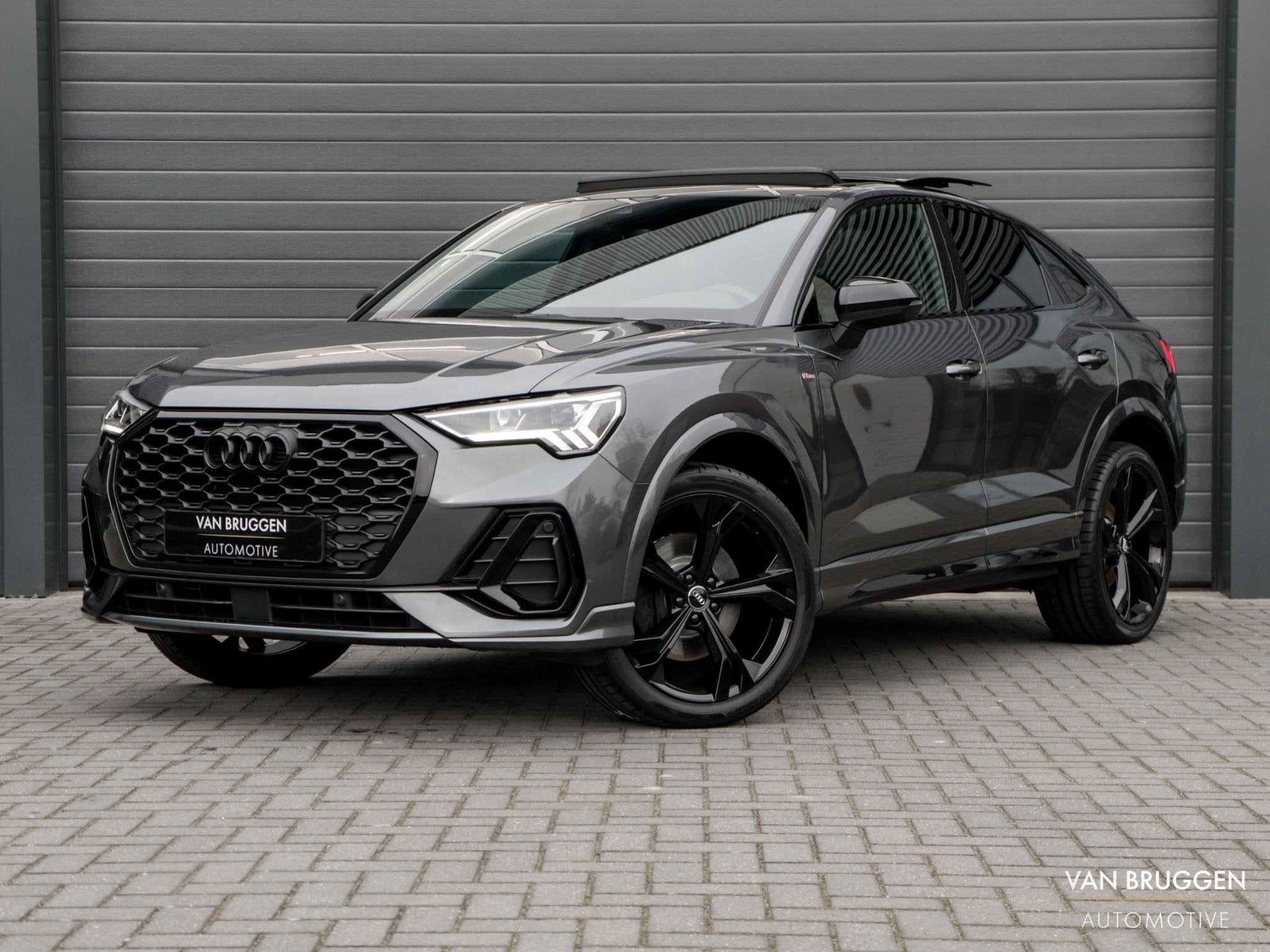 Audi Q3 Sportback 35 TFSI S-Line Pano SONOS Keyless Sfeer BT, 4 cilinders, 1505 kg, Bedrijf, SUV of Terreinwagen