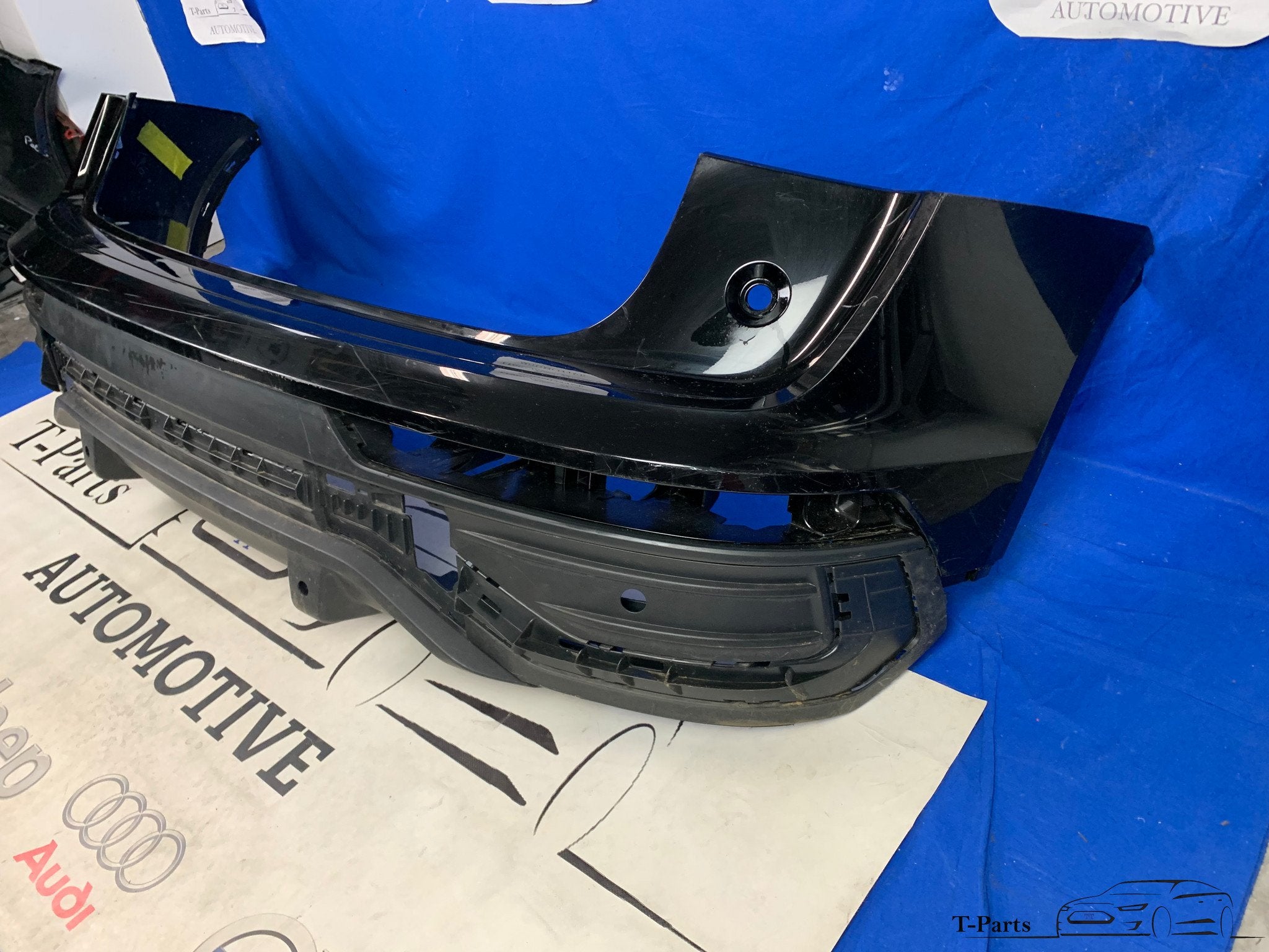 Audi Q3 sportback achterbumper bumper PDC 19+, Gebruikt, AUDI AG, Auto-Union-Strasse 1
85045  Ingolstadt, DE, Kundenbetreuung@audi.de