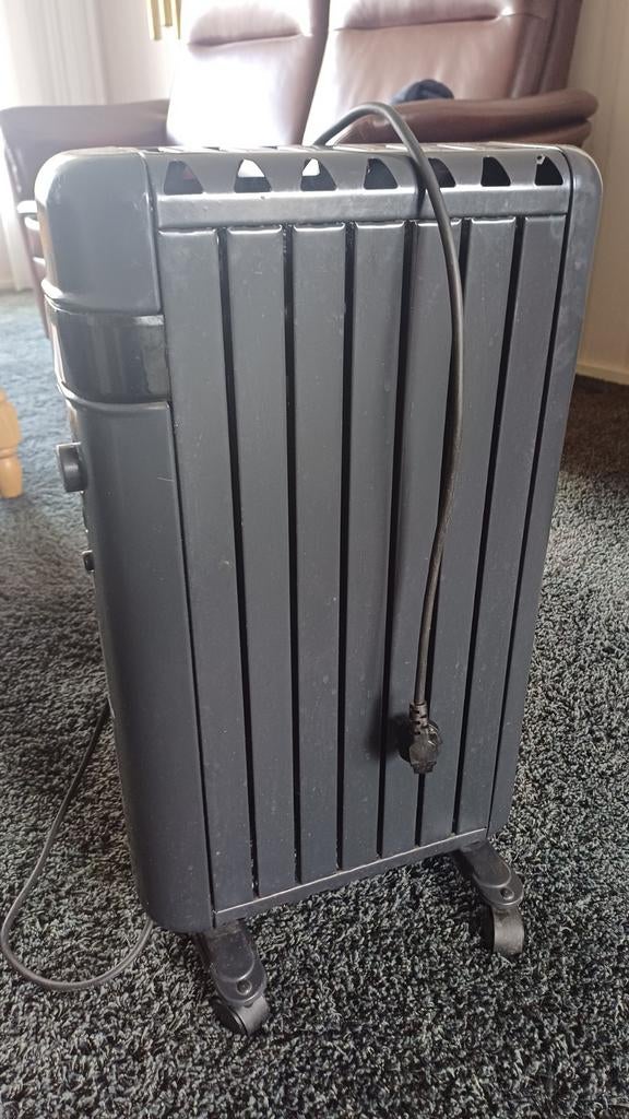 Sencys Elektrische Oliekachel 1500W - Zo goed als nieuw, Huis en Inrichting, Kachels, Zo goed als nieuw, Vrijstaand, Oliekachel