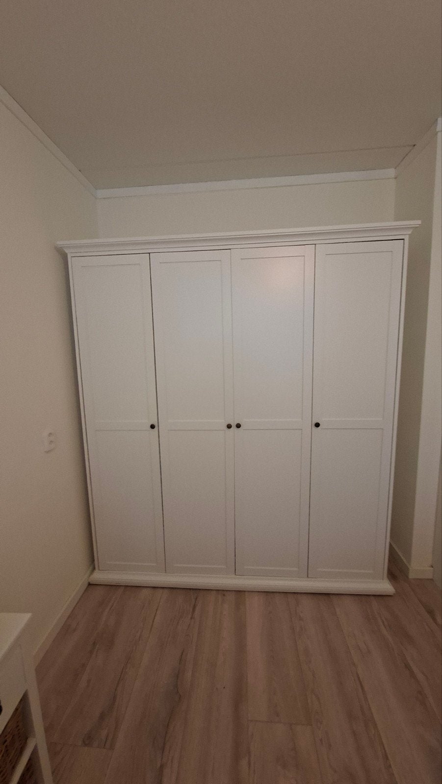Linnen / kleding kast 4 deurs, Huis en Inrichting, Ophalen, Gebruikt, 200 cm of meer, 150 tot 200 cm