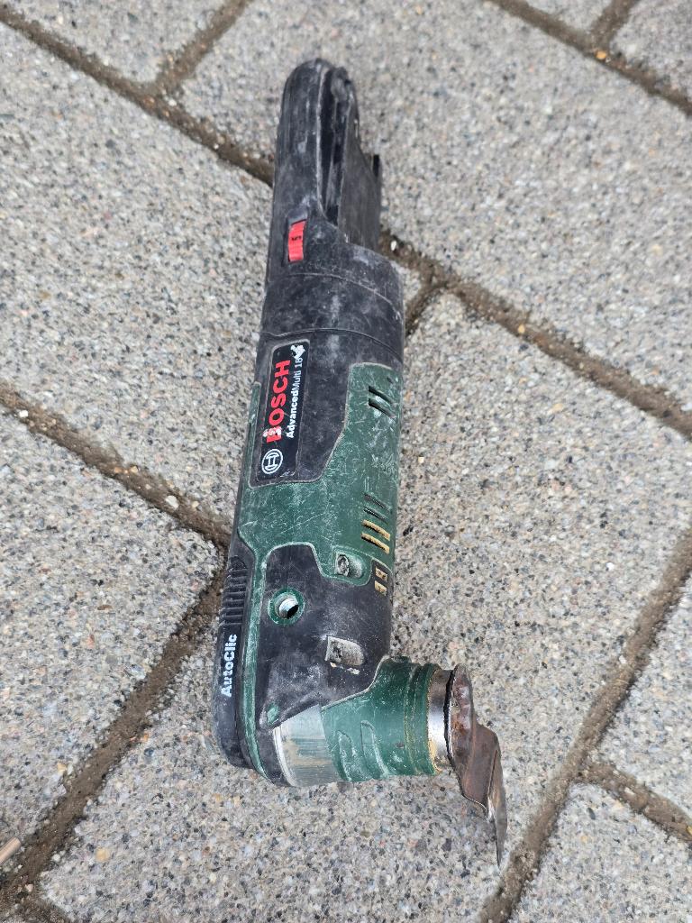 Oscillerende multitool van Bosch, Gebruikt, Overige typen, Ophalen of Verzenden, 30 tot 70 mm