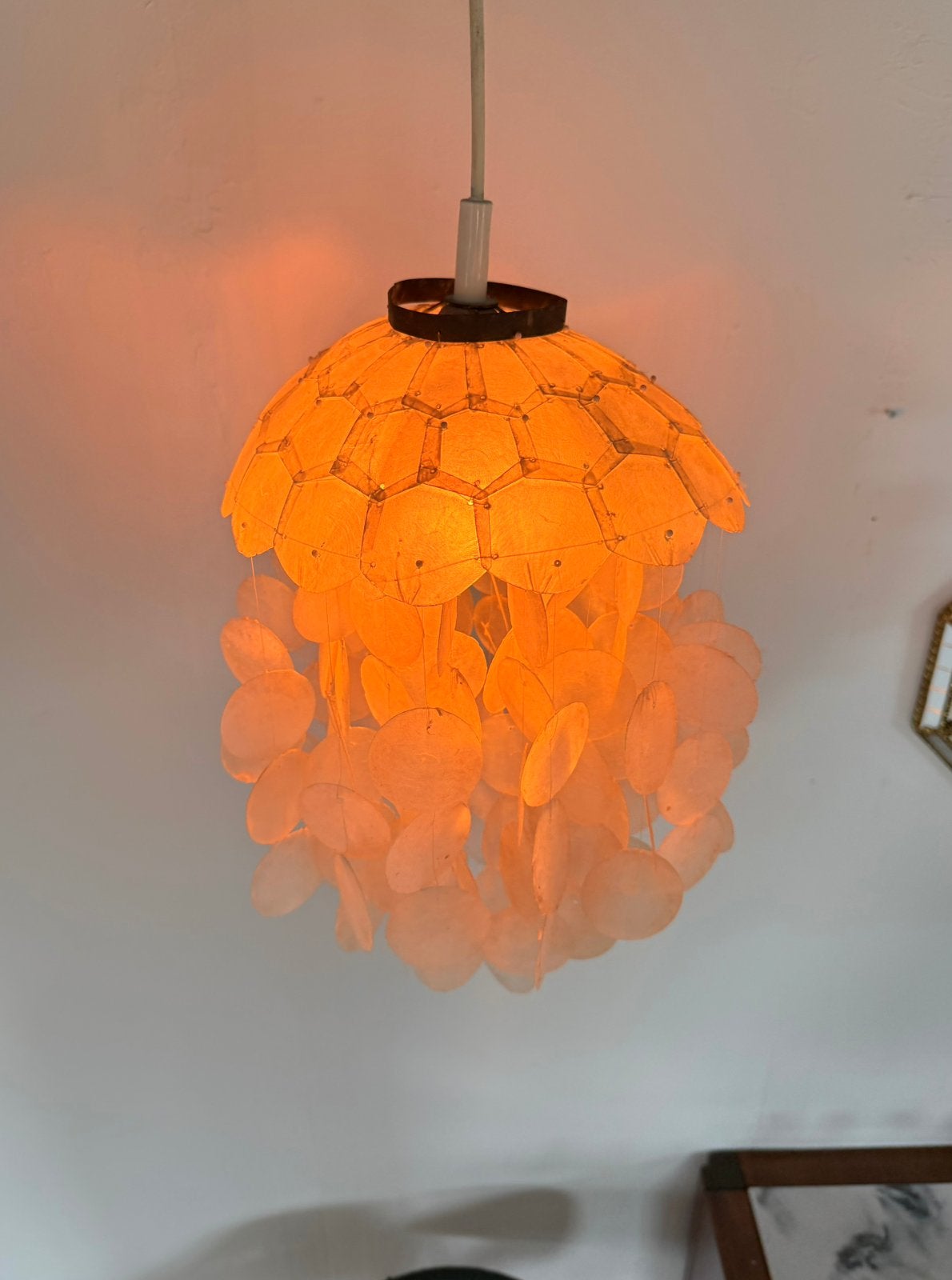 Vintage Capiz schelpen hanglamp, Honsel ‘70, Honsel, Vintage retro buisframe design rotan webbing papercord deens, Zo goed als nieuw