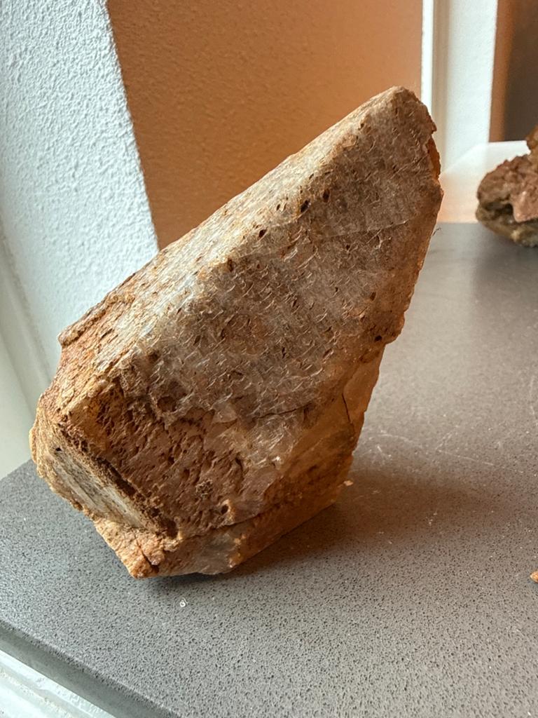 Ruwe Grot Calciet / Aragoniet Mineraal Cluster - 338g, Ophalen of Verzenden, Mineraal