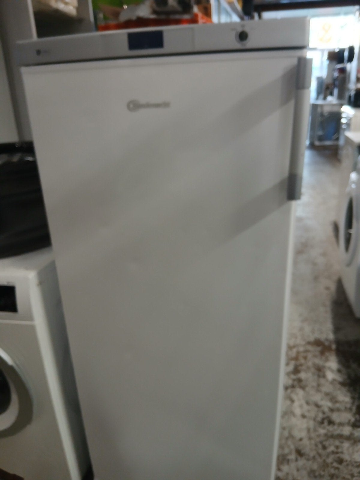 NETTE GROTE KOELER BAUKNECHT, Ophalen, Zonder vriesvak, 200 liter of meer, .