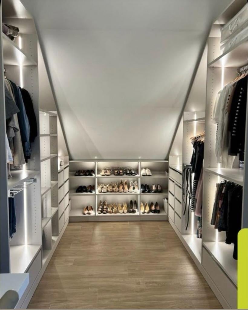 Eplanet Renovatiebedrijf onderhoud tot complete renovatie, Diensten en Vakmensen, Klussers en Klusbedrijven