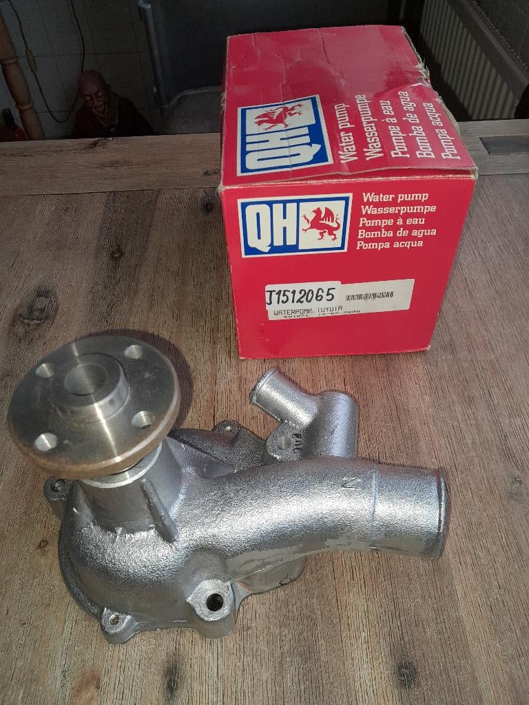 WATERPOMP - NIEUW - TOYOTA LANDCRUISER 40 - 3.0D (J40 + J50), Auto-onderdelen, Verzenden, Nieuw, Toyota