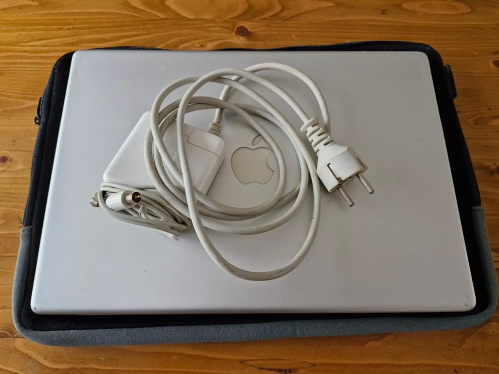 Vintage MacBook pro, Computers en Software, Apple Macbooks, MacBook Pro, 15 inch, Ophalen of Verzenden, 128 GB of minder