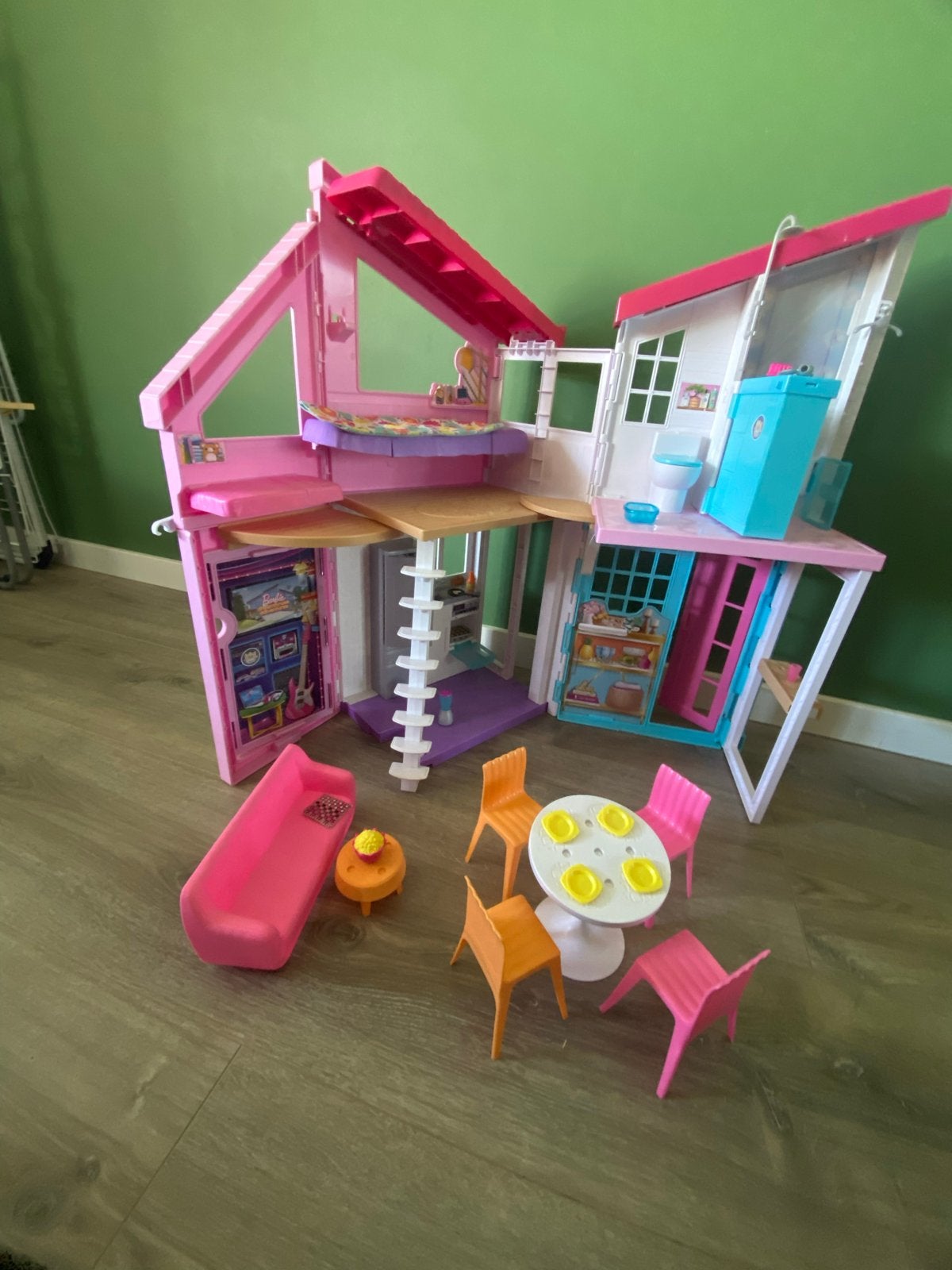 Barbie Droomhuis met meubels, Ophalen of Verzenden, Gebruikt, Barbie