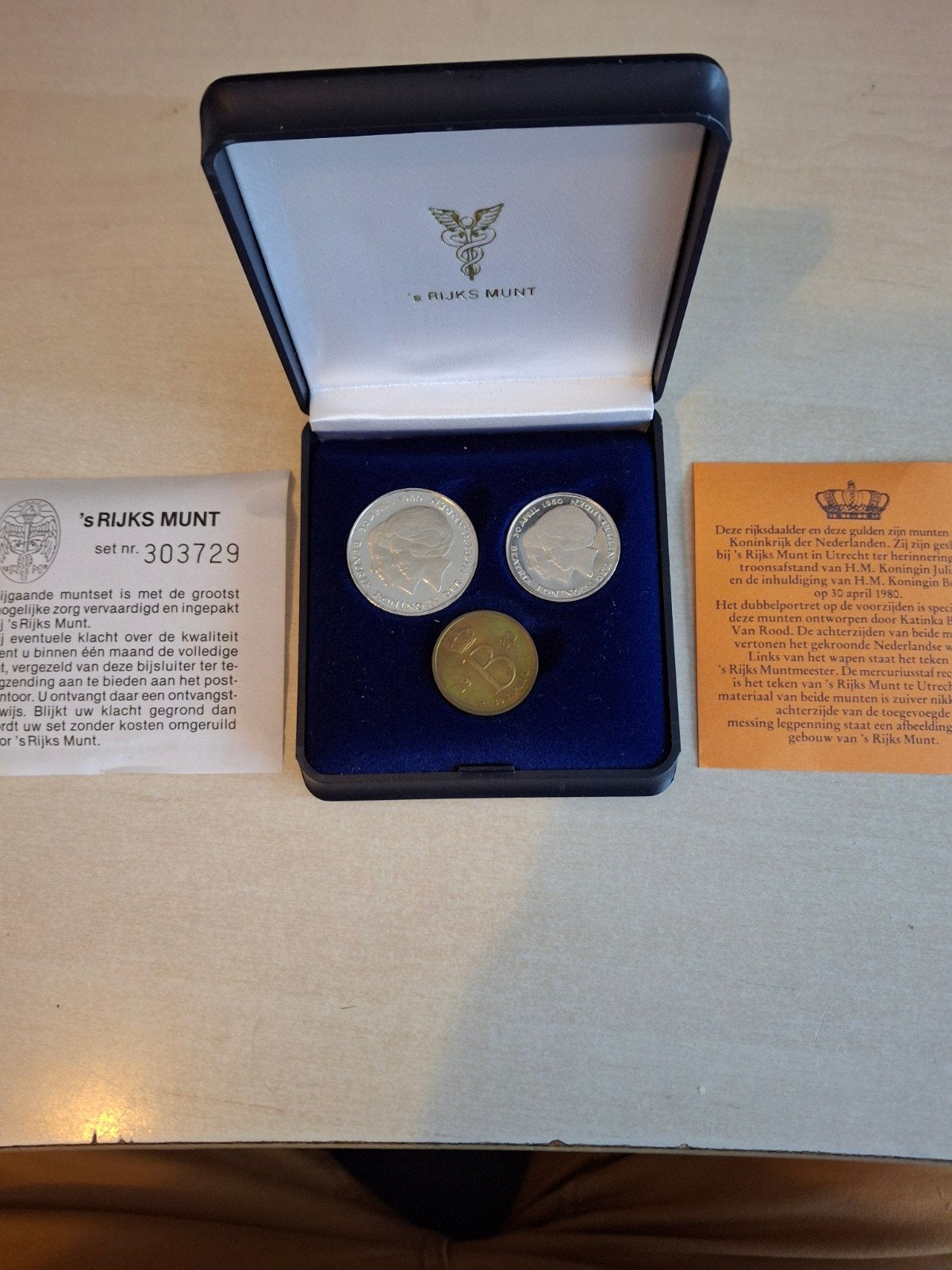 Setje dubbelekoppen met certificaat - UNC munten, Ophalen of Verzenden