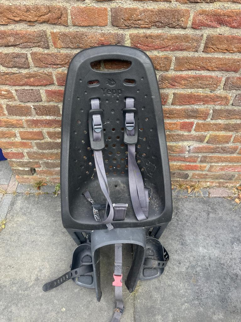Yepp Achterzitje - Comfortabel en Veilig, Fietsen en Brommers, Fietsaccessoires | Fietsstoeltjes, Gebruikt, Achterzitje, 9 t/m 18 kg