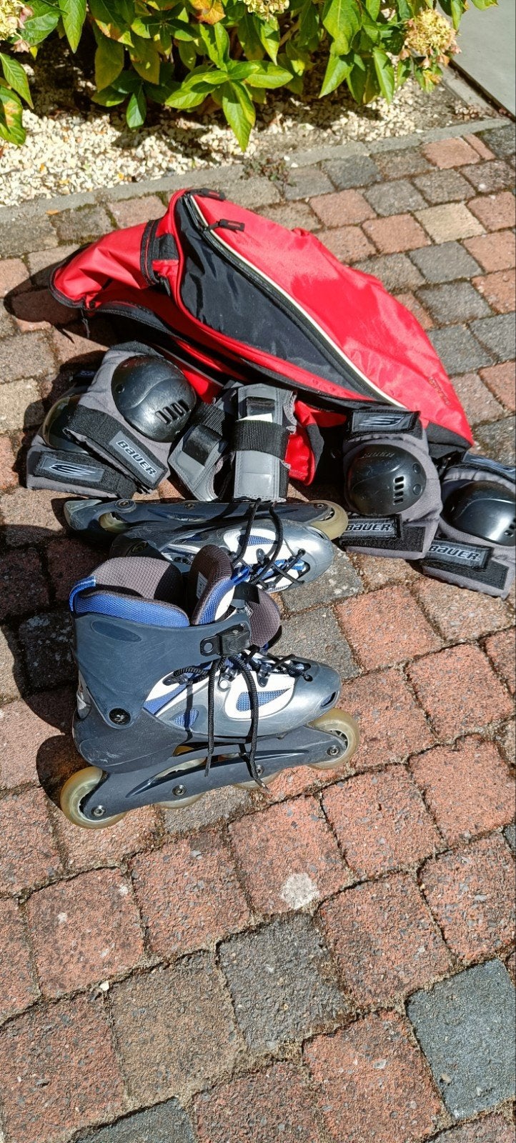 Salomon Verstelbare Roller Skates Mt 33-38 met Beschermers, Sport en Fitness, Skeelers, Kinderen, Inline skates 4 wielen, Verstelbaar