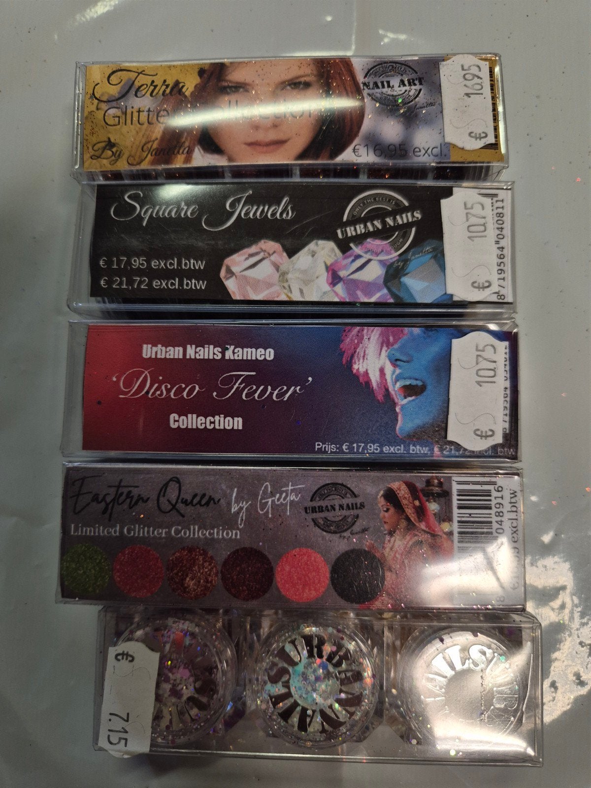 Nieuw Urban Nails 5x glitter collectie pakket 7, Overige kleuren, Nieuw, Ophalen of Verzenden, Handen en Nagels