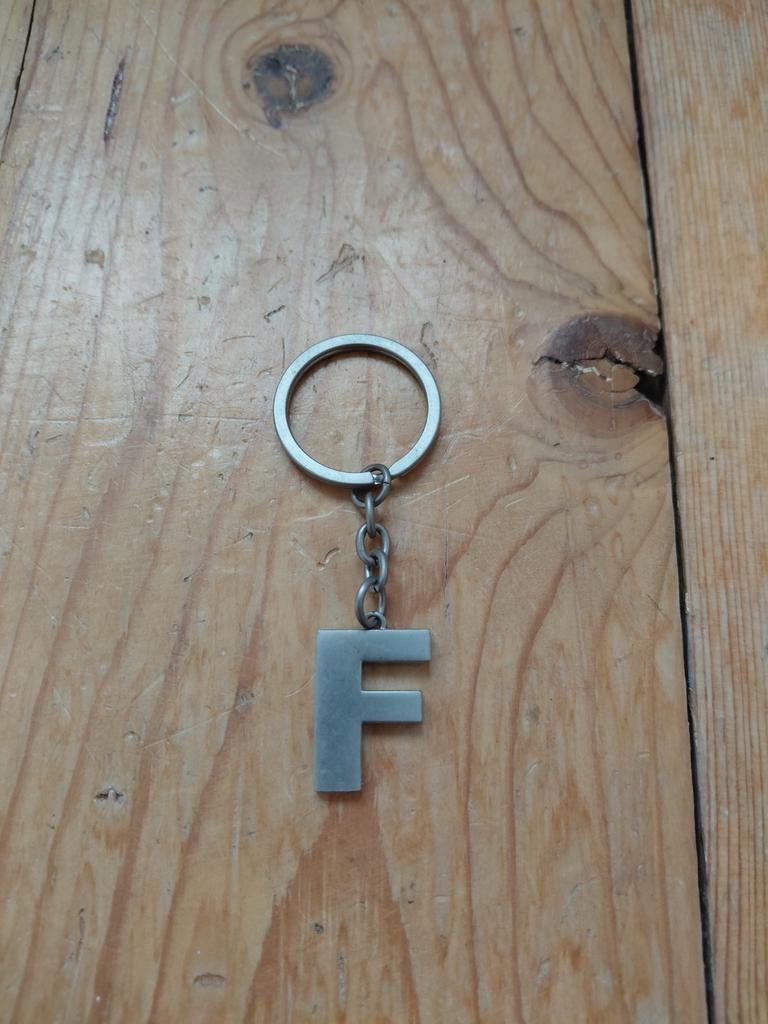 Sleutelhanger Letter F - Metaal keychain, Ophalen of Verzenden, Zo goed als nieuw, Overige typen