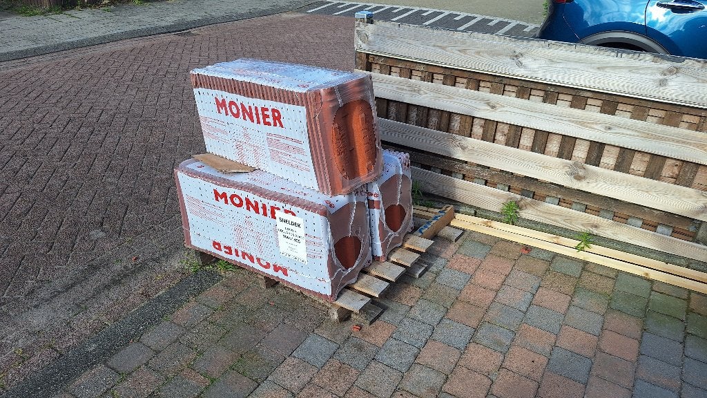 Sneldek Monier Novo + 96 stuks, Doe-het-zelf en Verbouw, Dakpannen en Dakbedekking, Ophalen, Steen of Klei, Nieuw, 5 tot 10 m²
