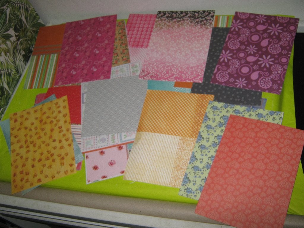HOBBY KARTON PAPIER SCRAPBOOKING UITZOEKEN €0,95 PER FOTO, Ophalen, Zo goed als nieuw, Papier of Karton
