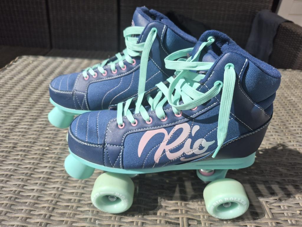 Rollerskates, Kinderen, Zo goed als nieuw, Wielen of Lagers, Ophalen