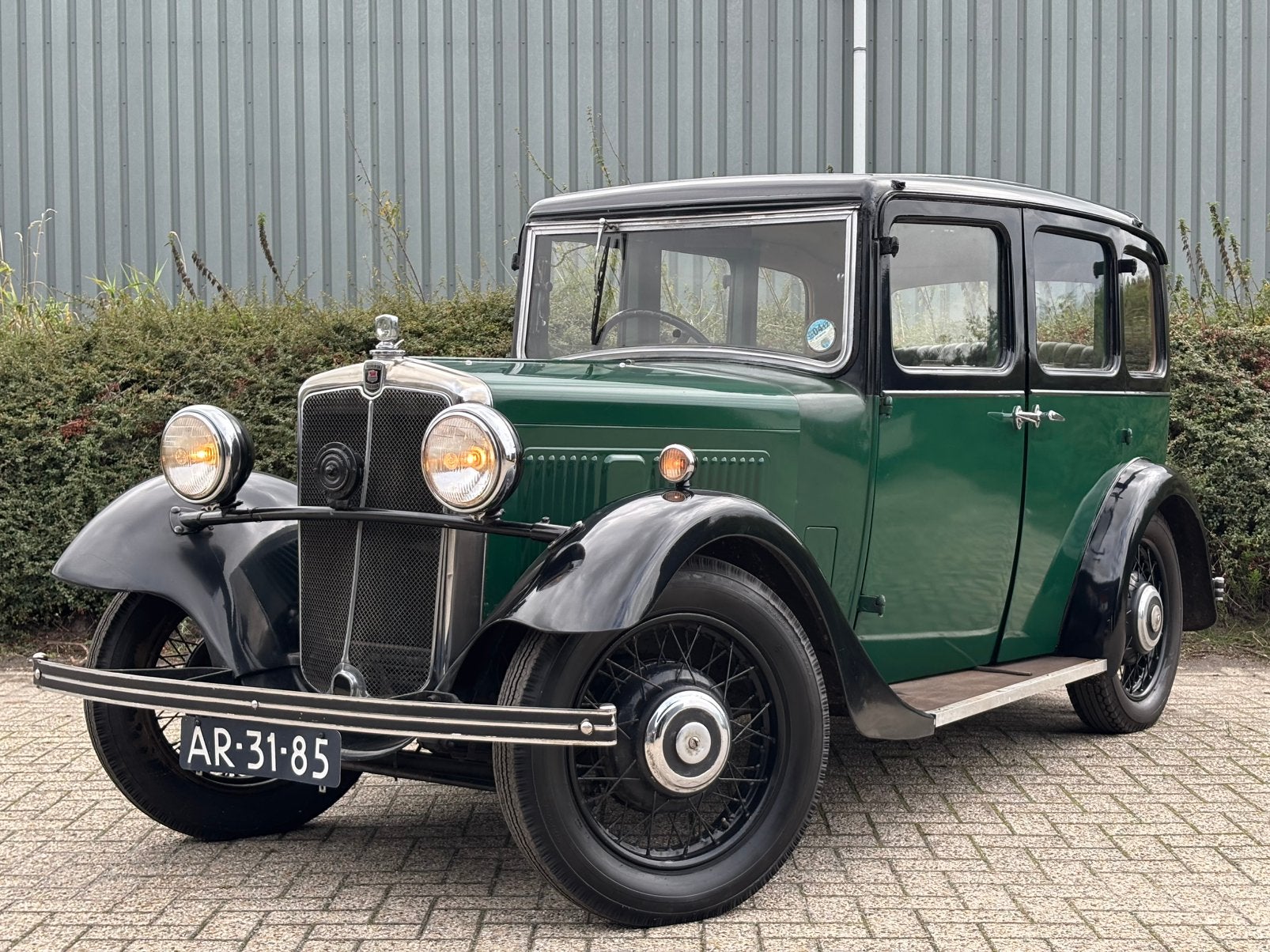 Morris Ten-Four Saloon 1934 / Oldtimer / Klassieker / Prewar, Achterwielaandrijving, Leder, Handgeschakeld, Onderhoudsboekje
