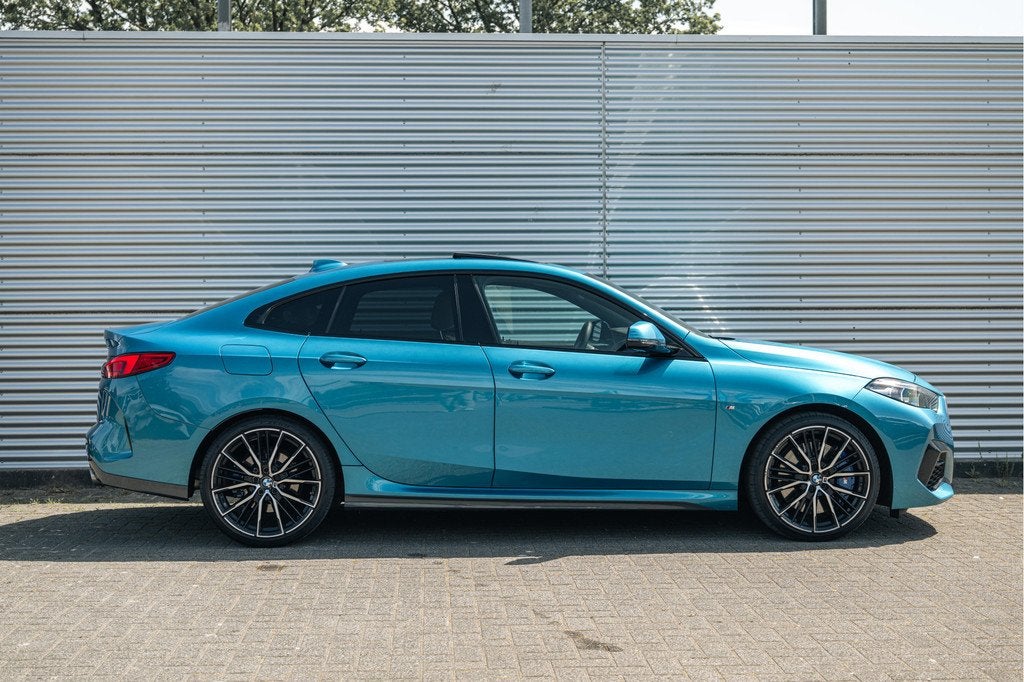 BMW 2 Serie Gran Coupé 218i High Executive M Sport Automaat, Auto's, Automatische klimaatregeling, Gebruikt, Euro 6, 1350 kg