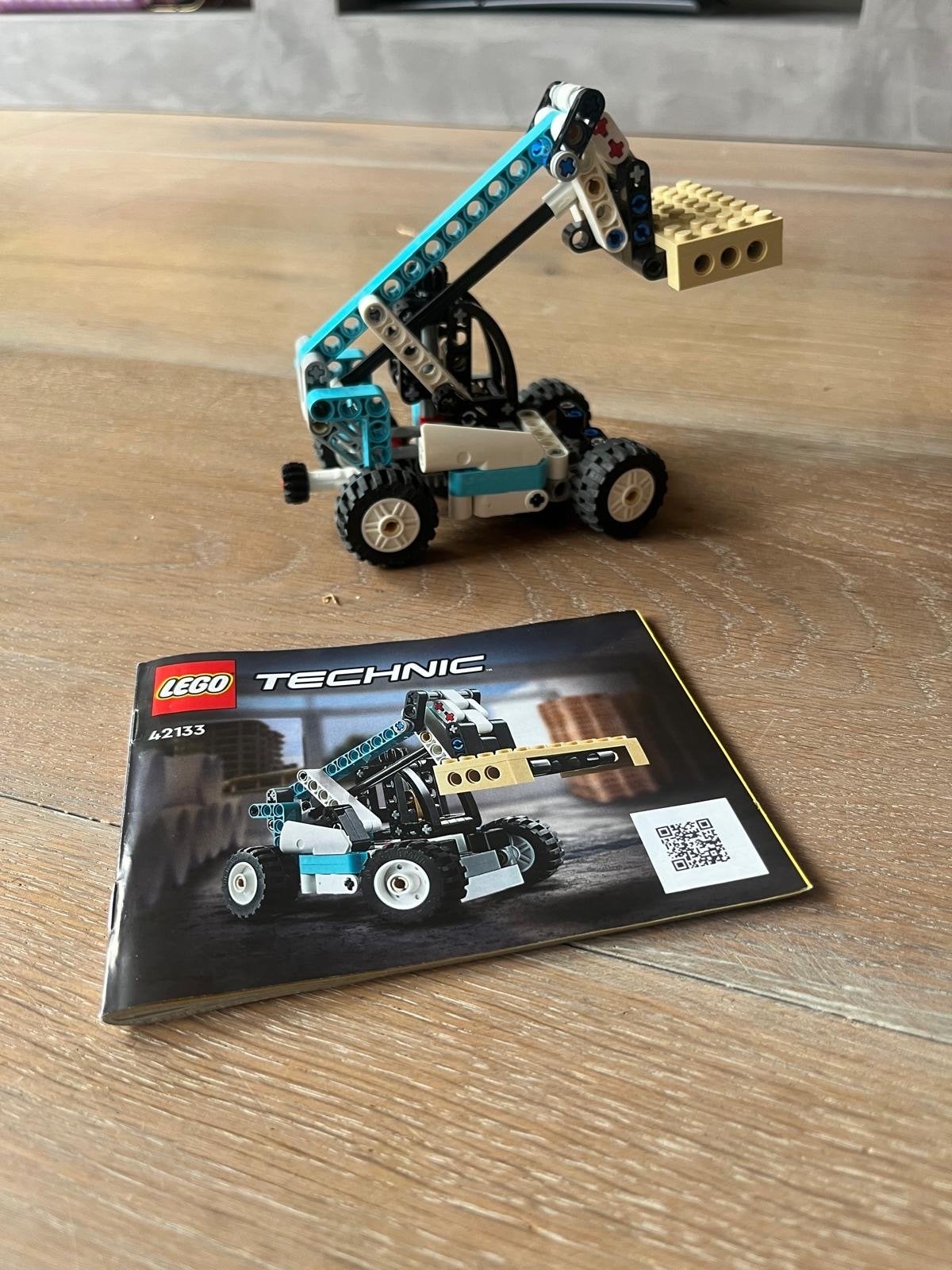 Lego Technic Heftruck 42133 - Zo goed als nieuw, Lego, Ophalen of Verzenden, Zo goed als nieuw, Complete set