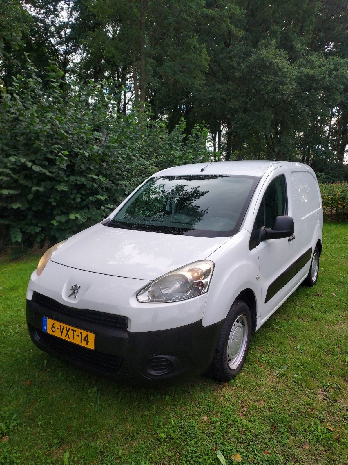 Peugeot Partner 1.6 HDI 55KW 2012 met slechts 125.175 km, Voorwielaandrijving, Euro 5, Stof, 74 pk