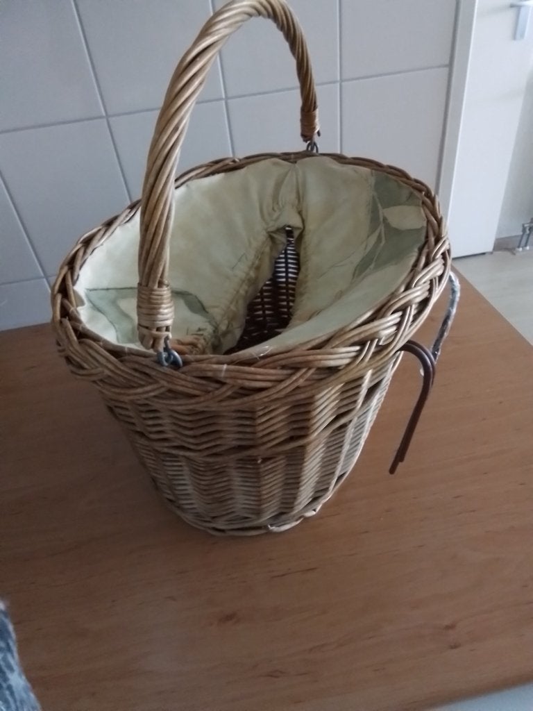 Rieten manden, Ophalen, Gebruikt, Mand, Riet